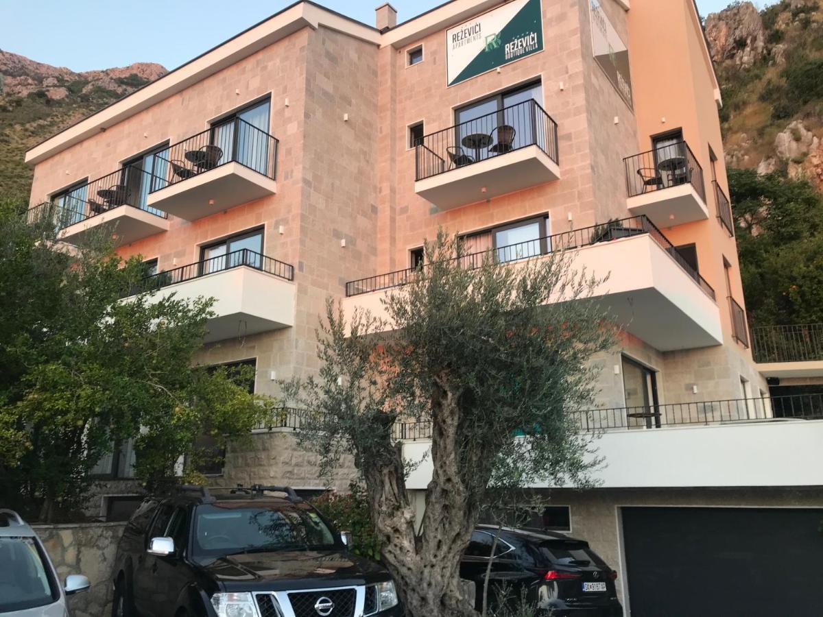 Rezevici Boutique Villa Petrovac Buitenkant foto