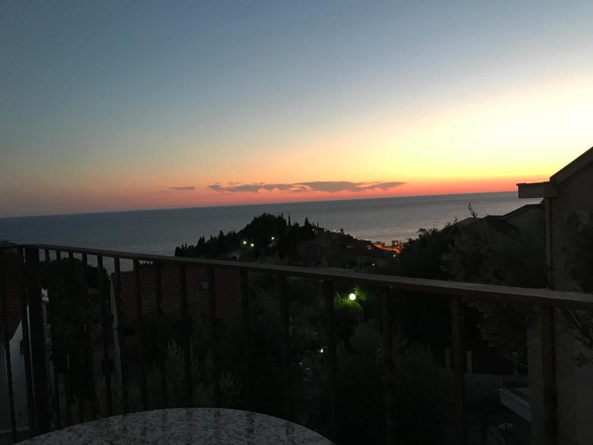 Rezevici Boutique Villa Petrovac Buitenkant foto