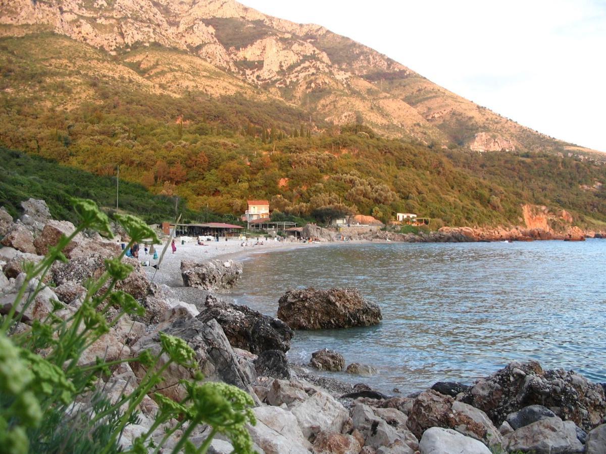Rezevici Boutique Villa Petrovac Buitenkant foto