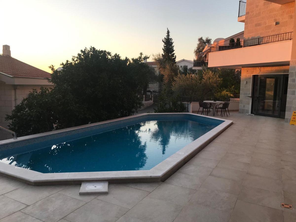 Rezevici Boutique Villa Petrovac Buitenkant foto