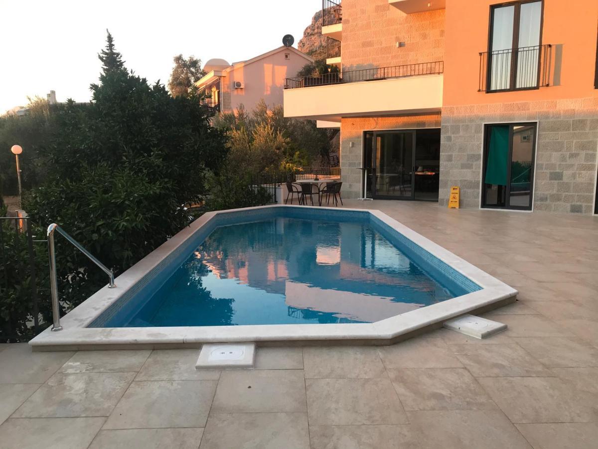Rezevici Boutique Villa Petrovac Buitenkant foto