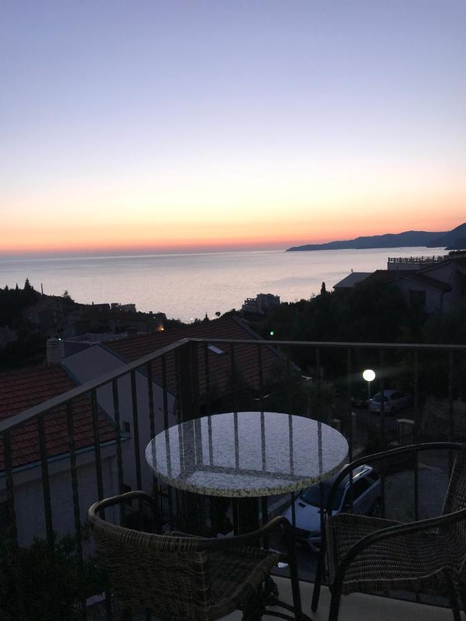 Rezevici Boutique Villa Petrovac Buitenkant foto